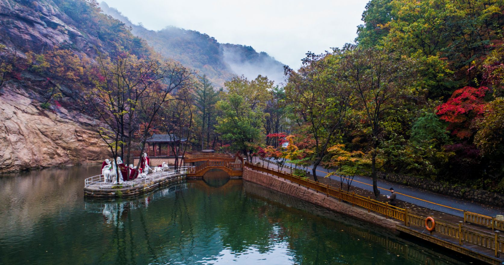 凤凰山的秋，美如画！-辽宁丹东凤凰山